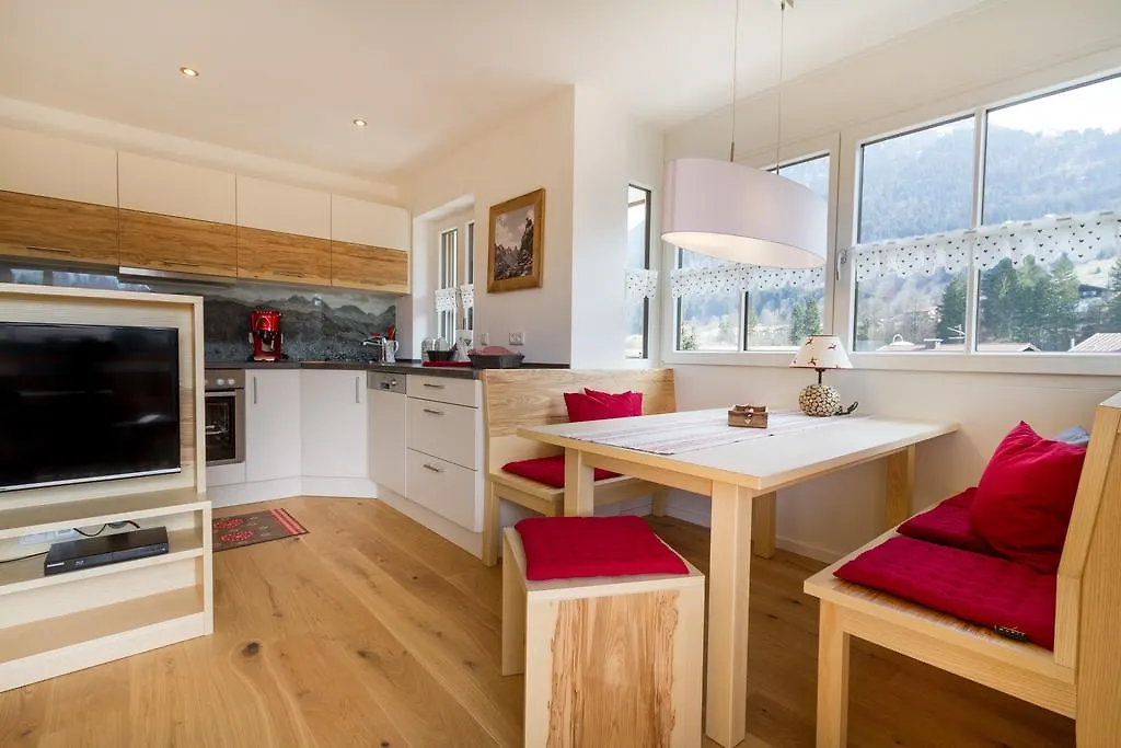 Landhaus Deiser Ferienwohnungen, Haus Maximilian Oberstdorf Apartment